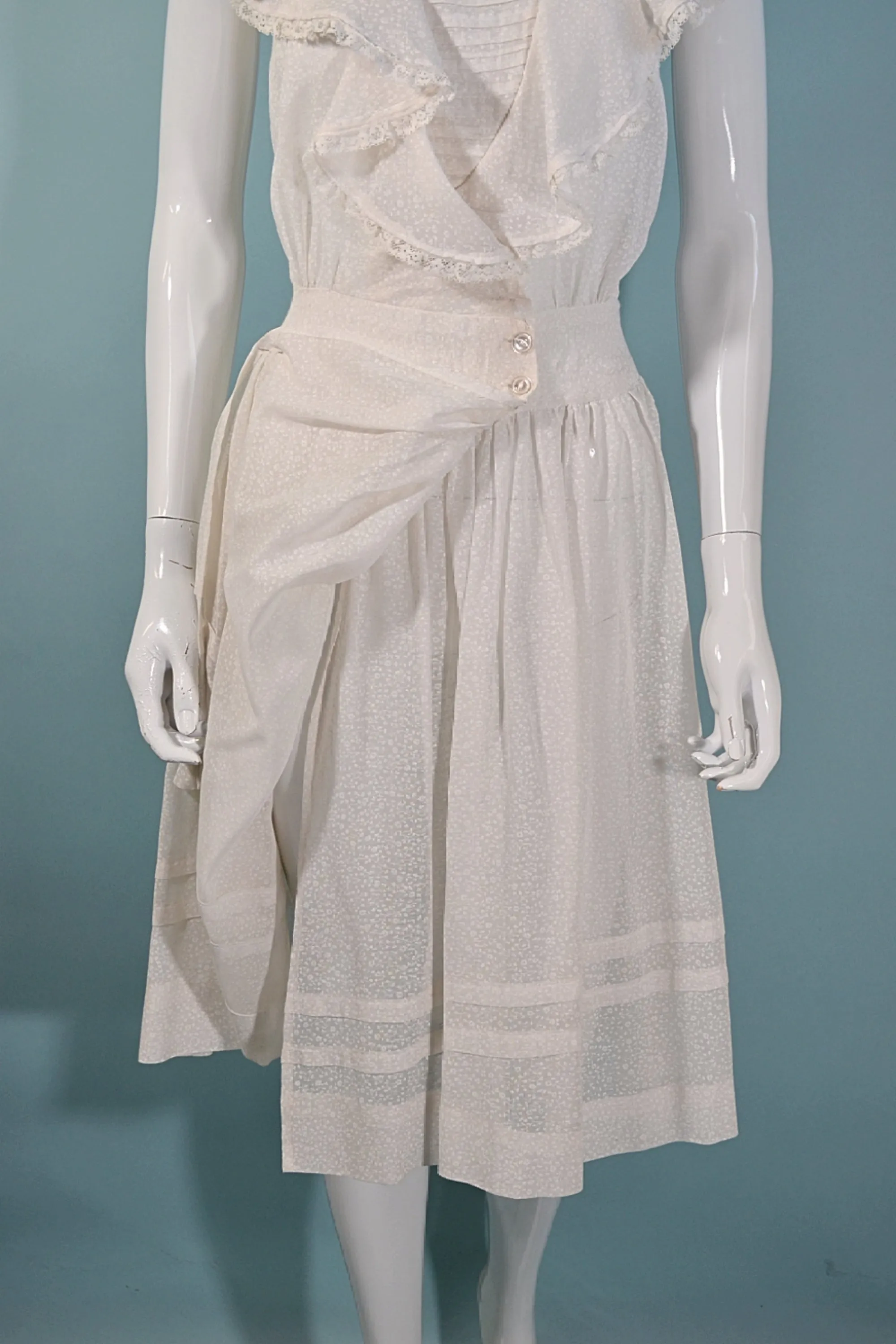 SOLD White Ruffle Neckline, Sleveless Wrap Dress   Sash Tie at Back 28" Waist