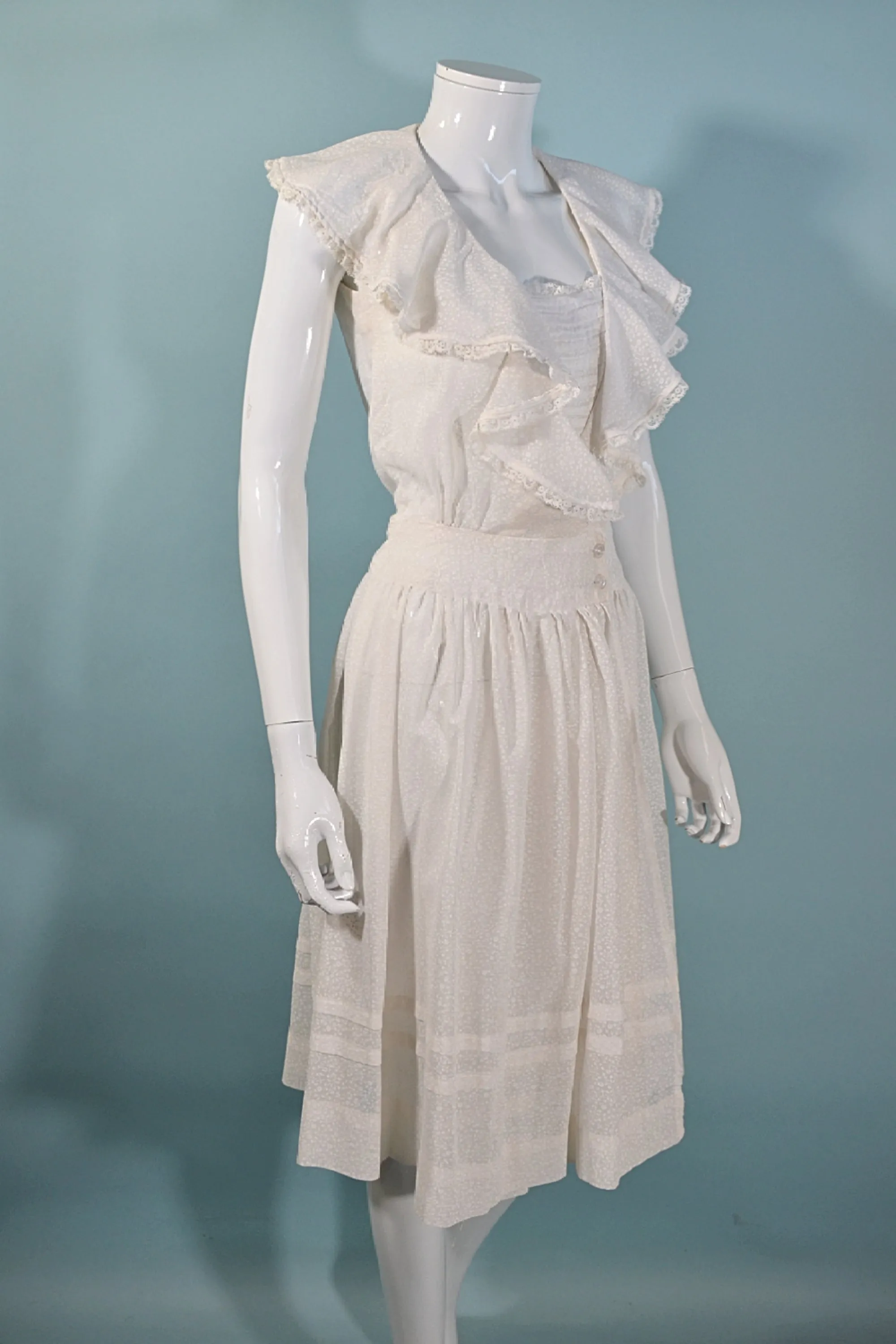 SOLD White Ruffle Neckline, Sleveless Wrap Dress   Sash Tie at Back 28" Waist