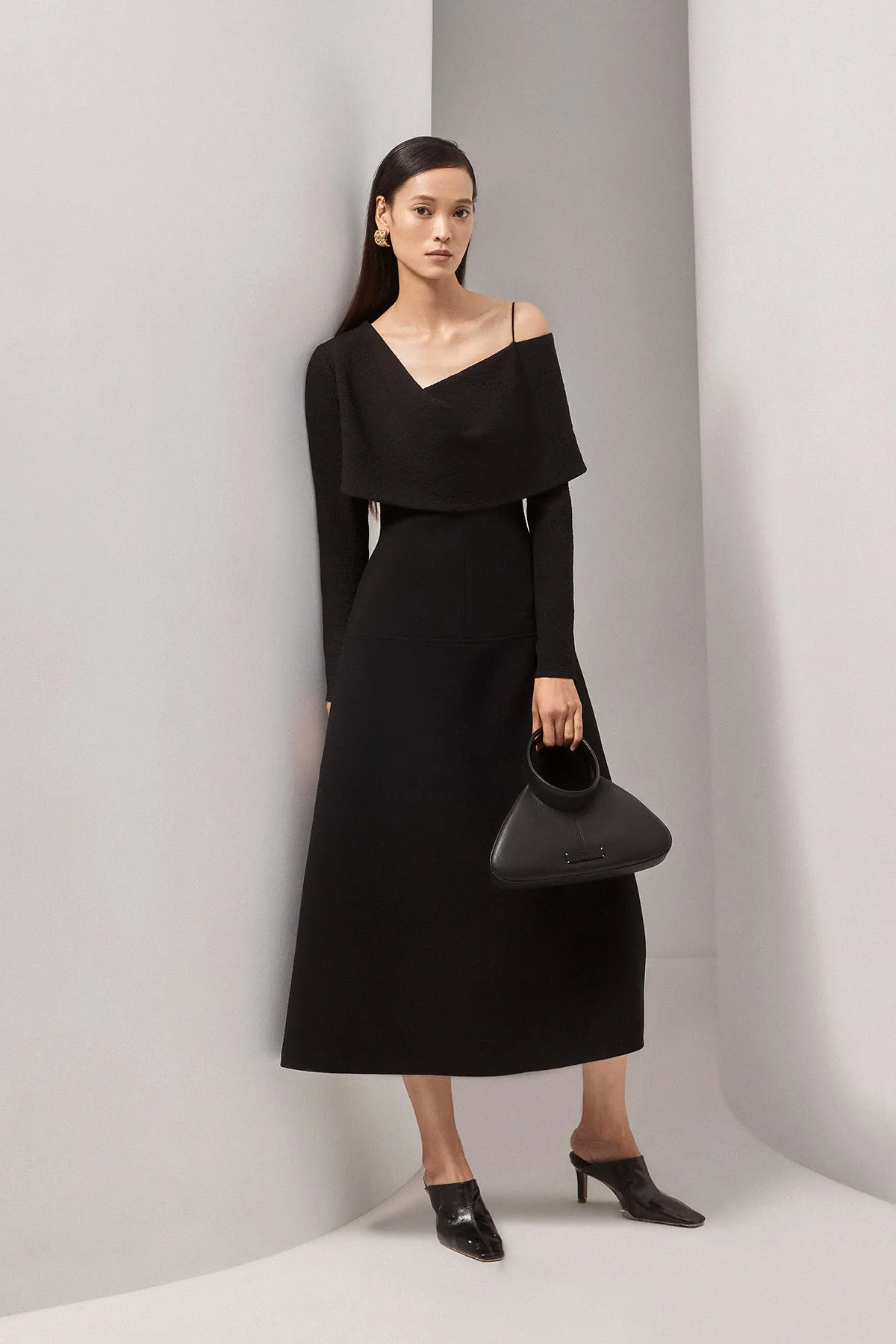 White Cape neckline midi dress - Rose